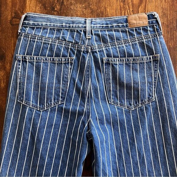 American Eagle Medium Wash Striped High Rise Mom Jeans - Picture 7 of 9